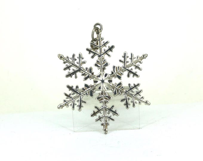 Vintage Lunt Sterling  Snowflake 2006 Christmas Tree Ornament  Gorham Sterling PD 2347