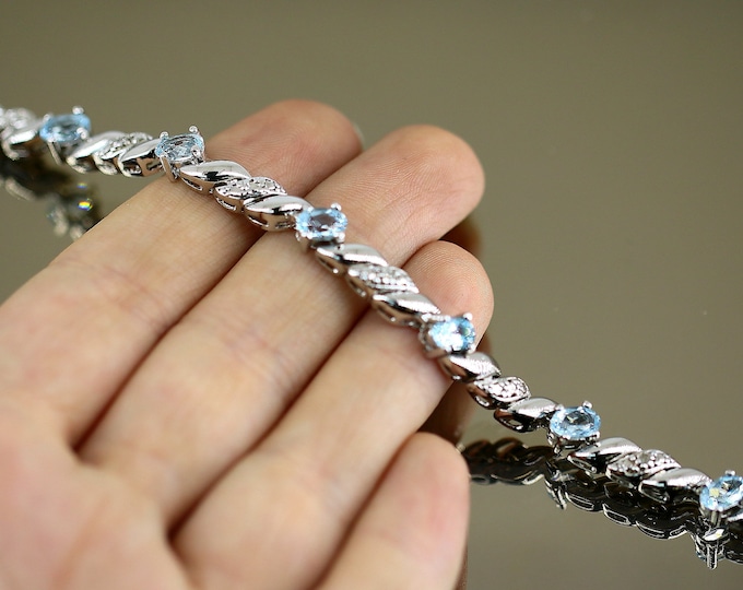 Vintage Shiny Oval Blue Crystals CZ Tennis Bracelet 925 Sterling BR 311-E
