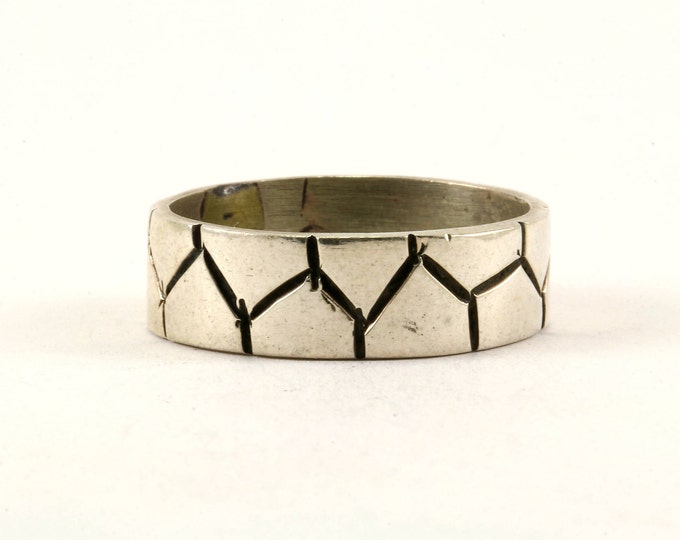Vintage Notched Design Band Ring 925 Sterling Silver RG 3622