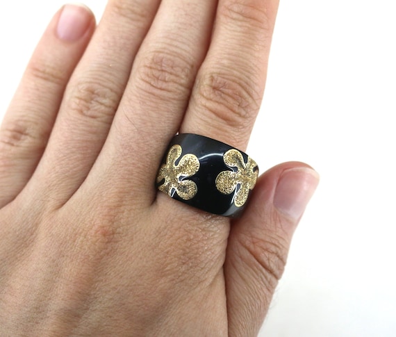 Vintage Size 9 Gold Plated Floral Black Band Ring… - image 2