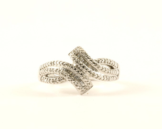 Vintage Size 7 Natural White Diamonds Overlap Design Ring 925 Sterling RG 3505