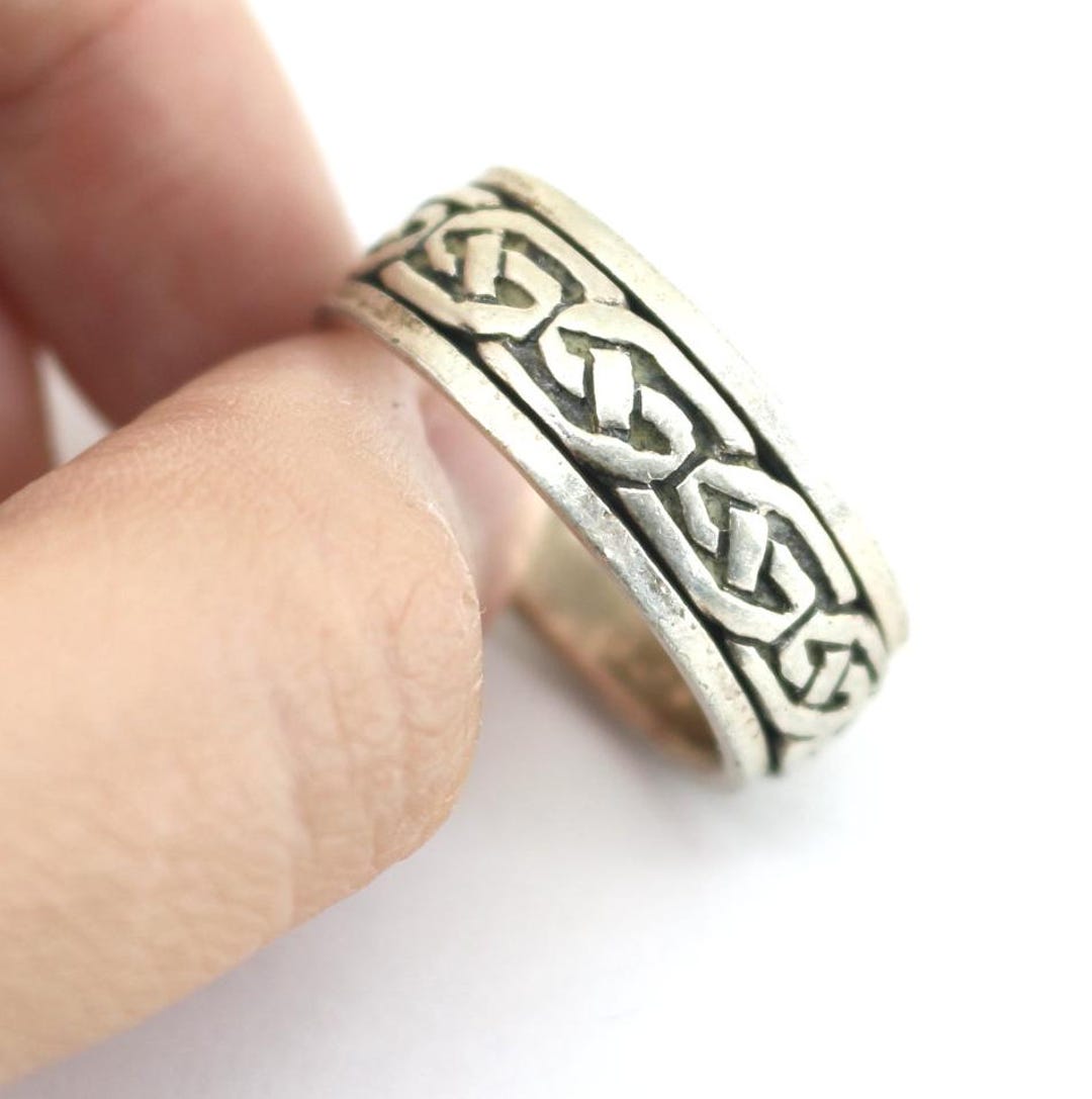 Vintage Celtic Knot Braided Spinner Band Design Ring Sterling