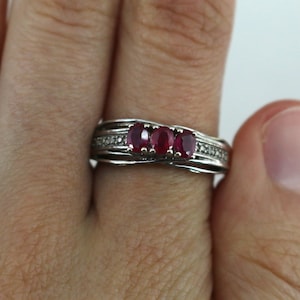Vintage Size 7 Red Ruby Ring 925 Sterling RG 2178