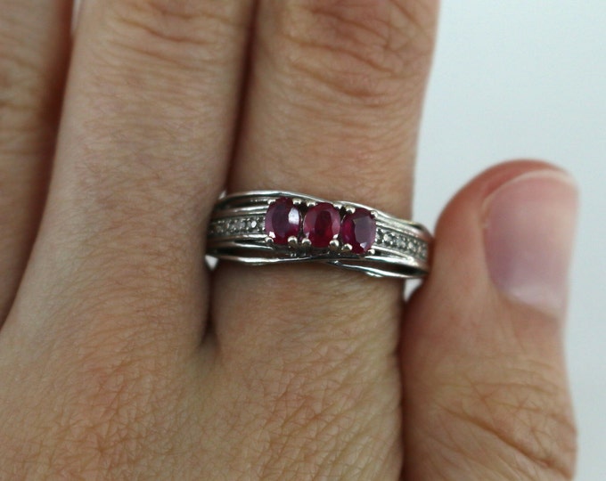 Vintage Size 7 Red Ruby Ring 925 Sterling RG 2178
