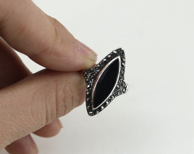 Vintage Size 6.5 Elongated Black Onyx Hematite Marcasite Design Ring 925 Sterling RG 998