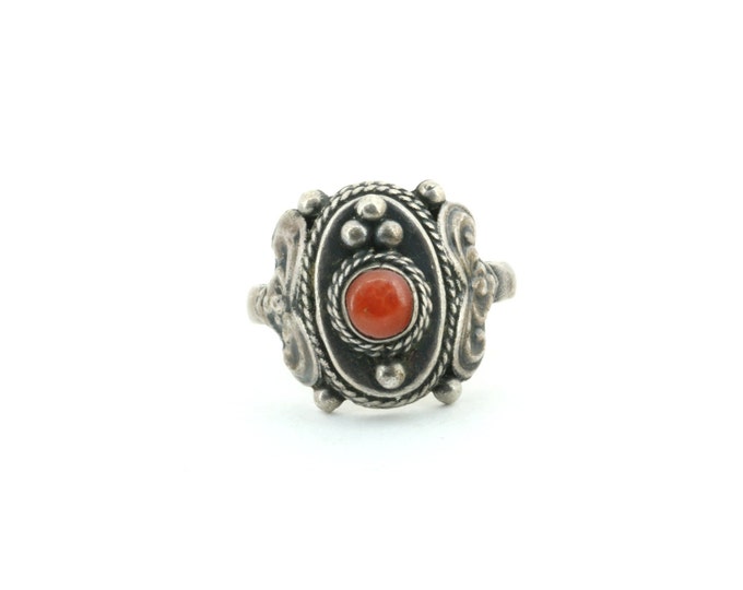Vintage Size 8.5 Coral Design Ring 925 Sterling Silver  RG 4447
