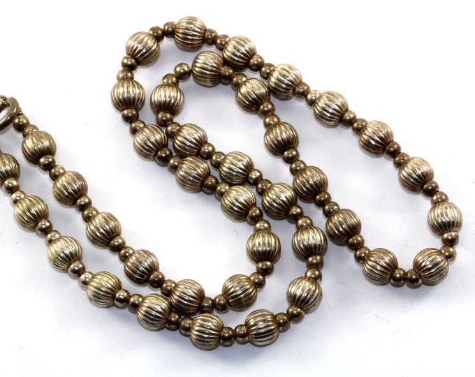Vintage 16 Inch  Southwestern Style Ribbed Beaded Beads Necklace 925 Sterling Silver NC 803