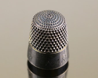 Vintage Tarnished MAR Plain Simple Size 9 Design Sewing Thimble 925 Sterling OT 1243