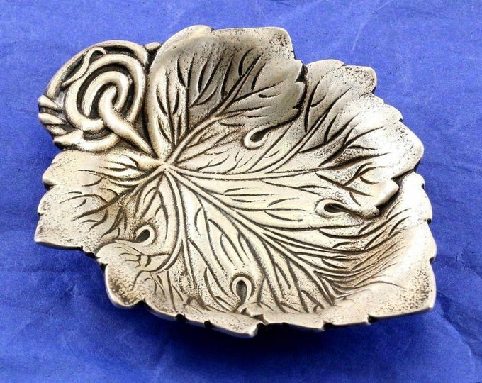 Vintage Sterling Maple Leaf Shaped Jewelry Trinket Dish FW 88