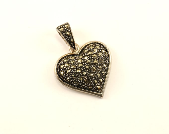 Vintage Beautiful Puffy Heart Marcacite Design Pendant 925 Sterling  PD 1569