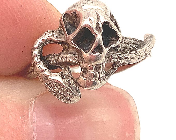Vintage Ring | Skulls Skeleton Ring | Pirates Biker Design Ring |  Small Ring |  925 Sterling Silver Ring |  Size 5 RG 3921