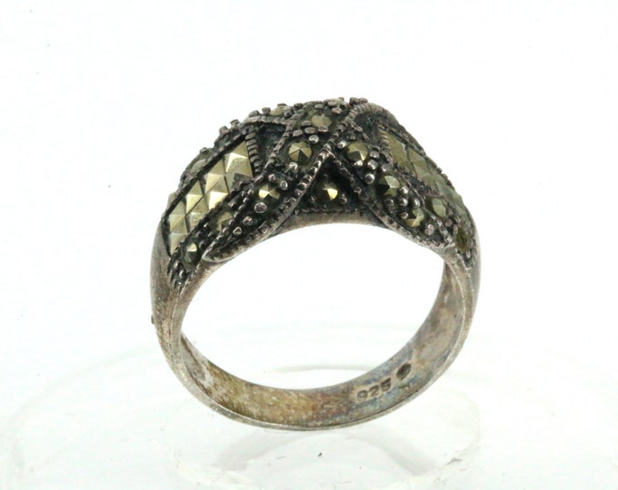 Size 7 Vintage X Crossover Marcasite Stones Cocktail Design Ring  925 Sterling RG 3219