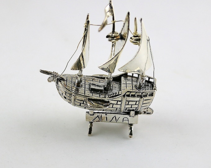 Vintage Nina Small Collectible Trade Ship Boat Vessel Yacht Toy 925 Sterling OT 220
