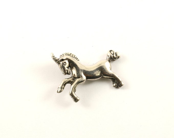Vintage Unicorn Horse Design Pendant 925 Sterling  PD 1432