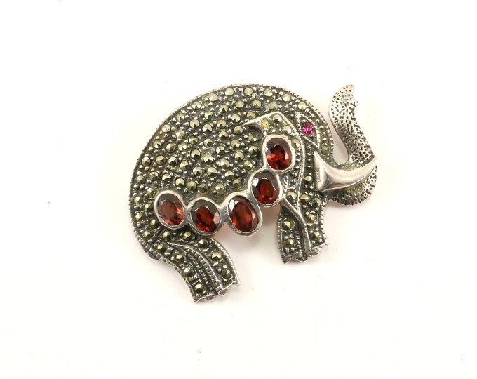 Vintage Beautiful Elephant Marcasites Design Pendant 925 Sterling  PD 98