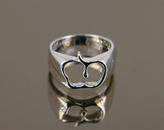 Vintage Beautiful Tiffany & Co Elsa Peretti Apple Shape Design Ring 925 Sterling Size 5.5 RG 1676