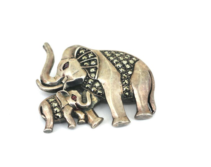 Vintage Shiny Indian Elephant Mother And Baby Animal Marcasite Stones Brooch Sterling Silver 925 BB 2150
