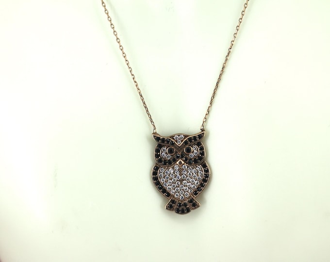 Vintage 17in Owl Black & White CZ Crystals  Pendant Necklace Sterling Silver NC 016