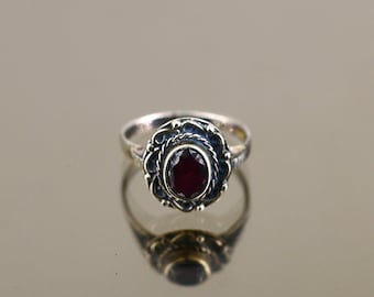 Vintage Size 7.5 Oval Shape Purple Crystal Floral Design Ring 925 Sterling Silver Rg 4339