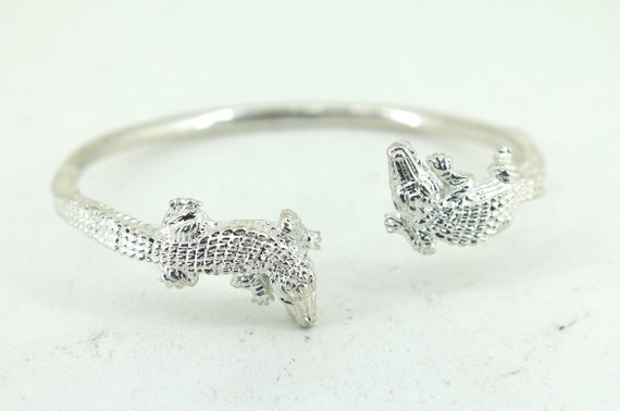 Detailed Vintage Southwest Sterling Silver Lizard Bracelet Cuff Detailed Vintage Southwest Sterling Silver Lizard Bracelet Cuff