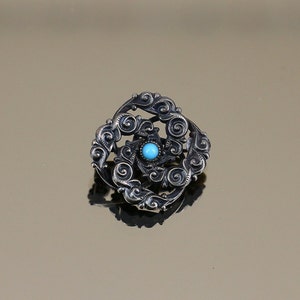 Vintage Antique Round Scroll Floral Blue Turquoise Stone Beauty Design Brooch Sterling Silver 925 BB 2226