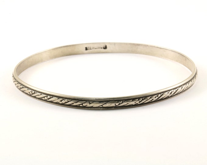 Vintage Thin Textured Design Bangle Bracelet Sterling Silver BR 2993