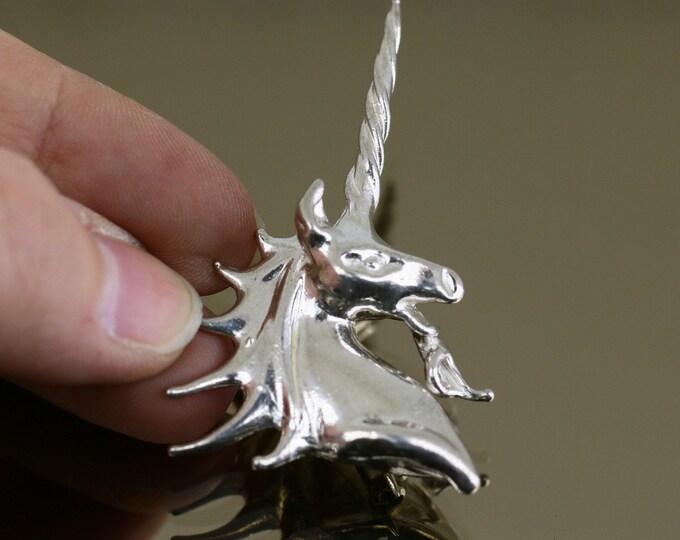 Vintage Shiny Unicorn Horse With Horn Animal Design Brooch Sterling Silver 925 BB 1880F
