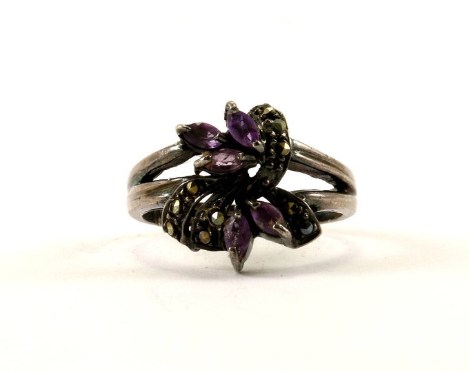 Vintage Size 7 Floral Design Amethyst Color Crystal Ring 925 Sterling RG 3074