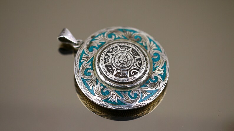 Vintage Large Round Shape Sun Maya Tribe Two Sided Floral Design Pendant 925 Sterling Silver PD 3