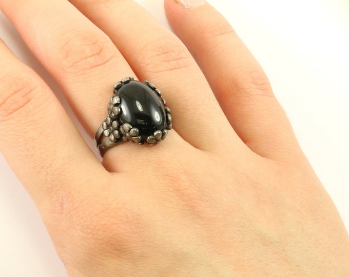 Vintage Size 7.75 Black Onyx Flower Floral Beaded Design Ring 925 Sterling Silver RG 2891