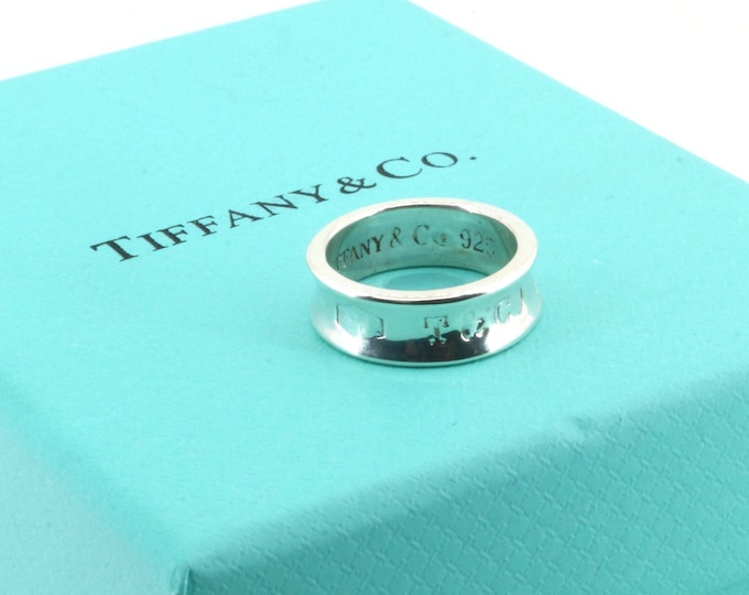 Authentic Tiffany & Co  Band Ring 925 Sterling Silver Size 5   RG 408L