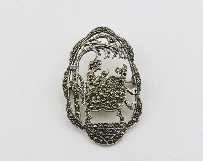 Vintage Woman Lady With A Cat Kitten On Her Knees Scroll Beaded Leaves Marcasite Stones Design Brooch Sterling Silver 925 BB 1475J