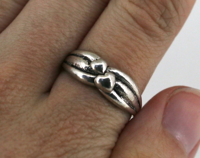 Vintage Size 7.5 Hearts Ring 925 Sterling Silver  RG 3091