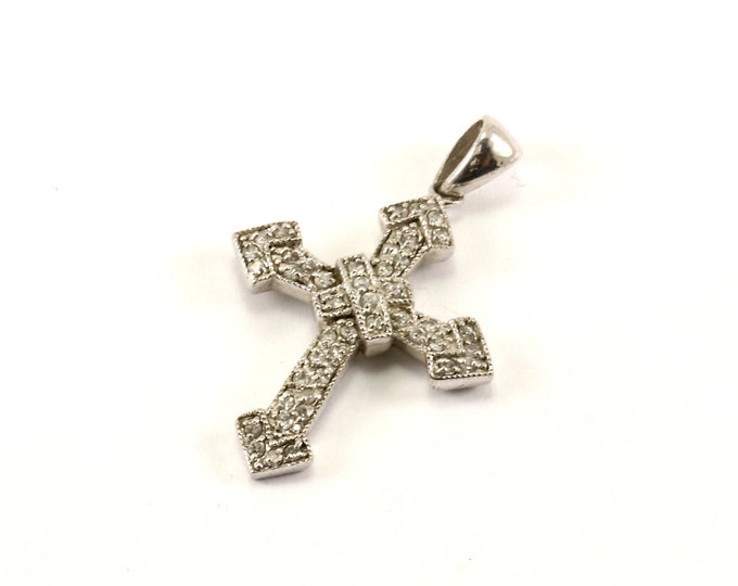 Vintage Beautiful Cross Pendant 925 Sterling Silver PD 1566