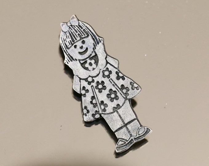 Vintage Beautiful Happy Girl Child Kid Design Pin/Brooch 925 Sterling BB 1834