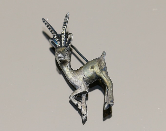 Vintage Beautiful Antelope Animal Design Pin/Brooch 925 Sterling BB 1819