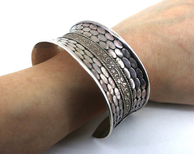Vintage Wide Cuff Bracelet Sterling Silver Br 3836