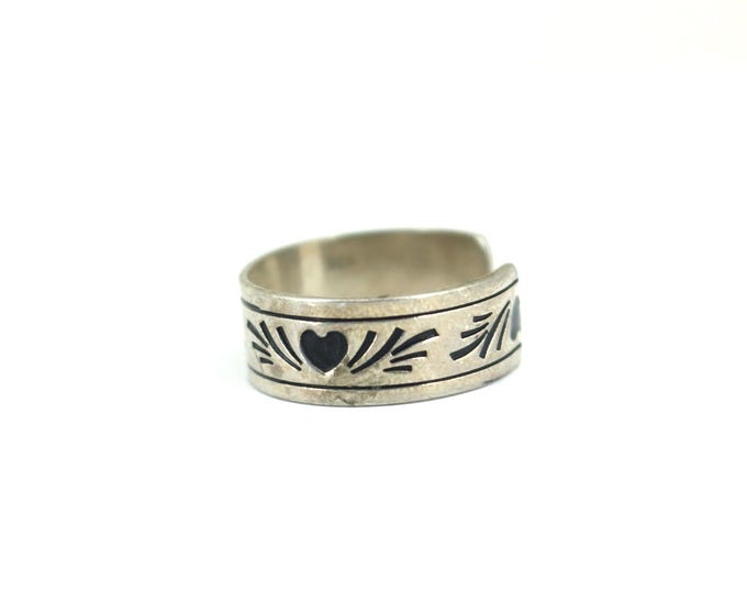 Vintage Enamel Heart Open Design Band Ring 925 Sterling Silver Rg 4082