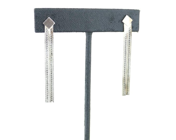 Vintage Beautiful Herringbone Long Elegant Geometric Design Drop Dangle Earring Sterling 925 ER 1423