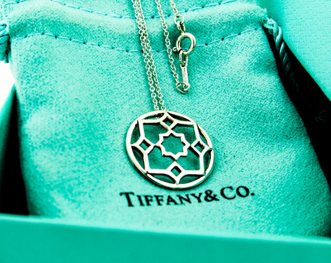 Authentic Tiffany & Co Cutout Round and Rectangle Design Beautiful Vintage Pendant Necklace for Women 925 Sterling Silver NC 1118T