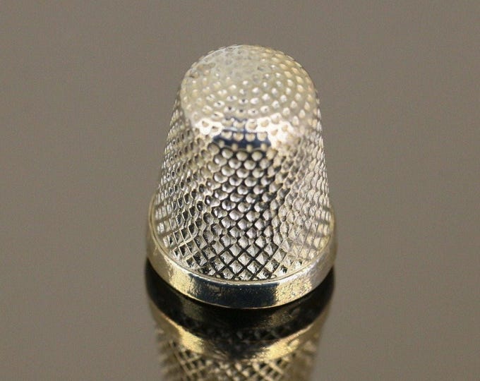 Vintage Shiny Finger Protection For Sewing Thimble Size 8 925 Sterling Silver OT 1316