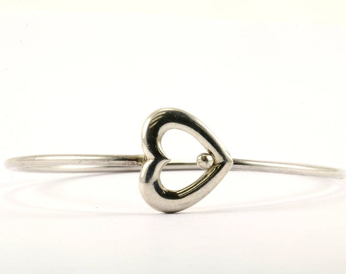 Vintage Front Hook Lock Heart Design Bracelet Sterling Silver BR 3137