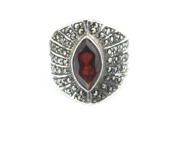 Vintage Size 5.75 Large Garnet & Marcasite Stones Statement Design Ring 925 Sterling Silver RG 4608