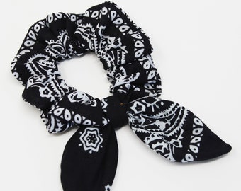 Chouchous pour cheveux avec noeud et imprimé bandana, Chouchou avec noeud bandana, Élastiques pour cheveux, Noeud supérieur, Élastique pour cheveux doux, Accessoires pour cheveux, Cadeaux, Cadeaux cadeaux, Fait main