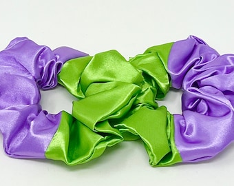 Elastico per capelli in raso verde e viola, elastico per capelli, elastico per capelli delicato, accessorio per capelli, bomboniera/regalo fatto a mano, damigella d'onore, un elastico per capelli
