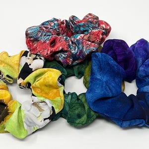 Abstract Colors Hair Scrunchie, Green, Yellow & Blue Hair Tie, Gentle Hair Elastic, Hair Accessory, Gift, Favor, Handmade, One Scrunchie