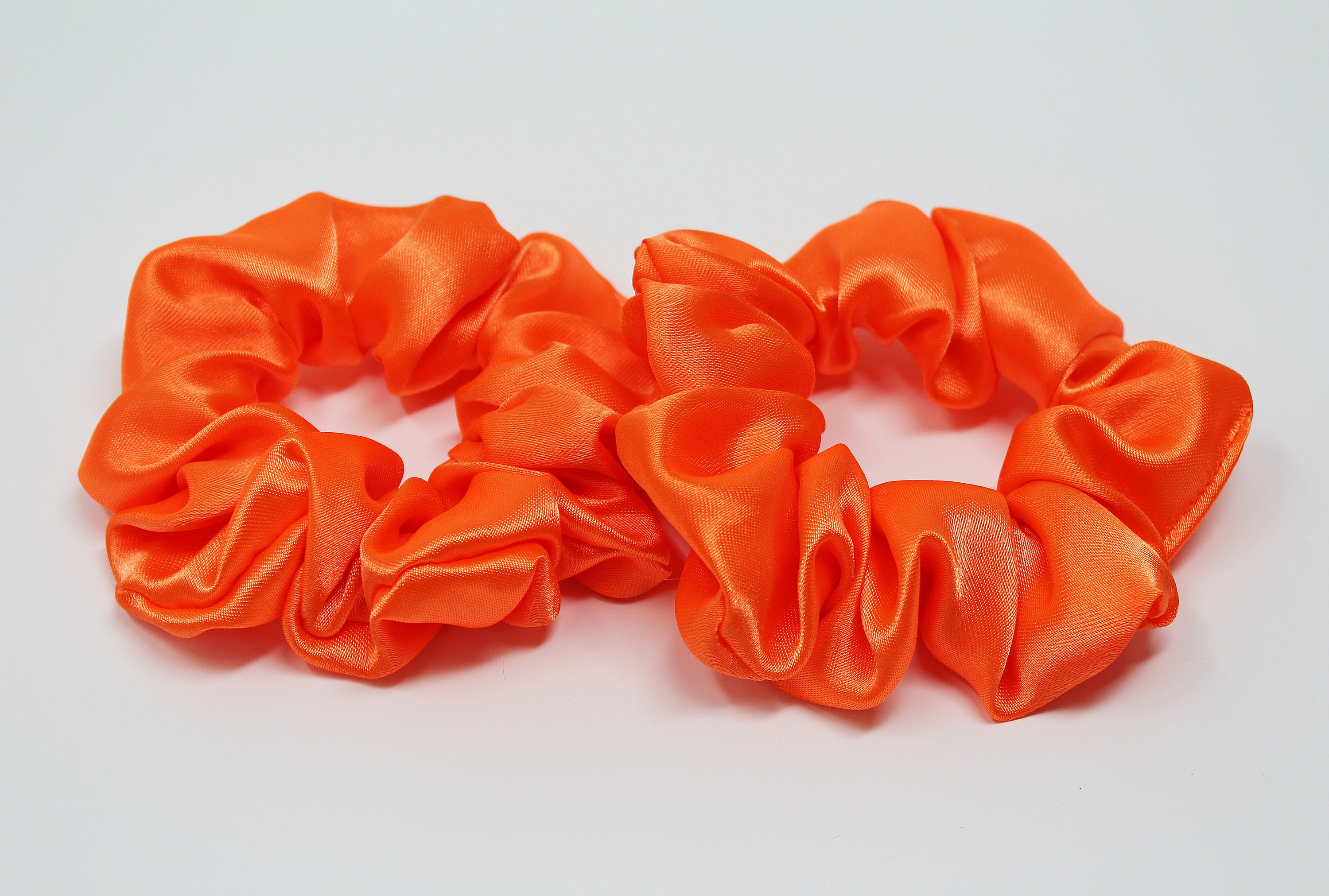 ヘアアクセサリー Hunza G SS24 Orange fabric scrunchie (SCRUNCHIE ORANGE) ヘアアクセサリー Hunza G SS24 Orange fabric scrunchie