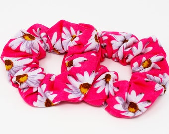 Felroze bloemenprint haarscrunchie, scrunchy, topknoop, haarelastiekje, haaraccessoires, cadeau, handgemaakt, lente haarelastiekje, scrunchie met één haar
