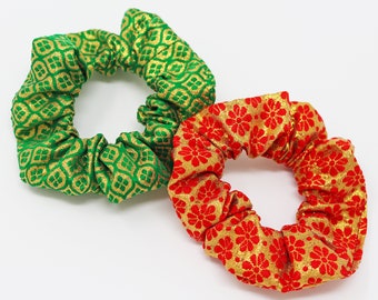 Christmas Hair Scrunchies, Holiday Scrunchies, Hair Scrunchy, Hair Tie, Red Scrunchie, Green Scrunchie, Holiday Gift, Christmas Gift Set