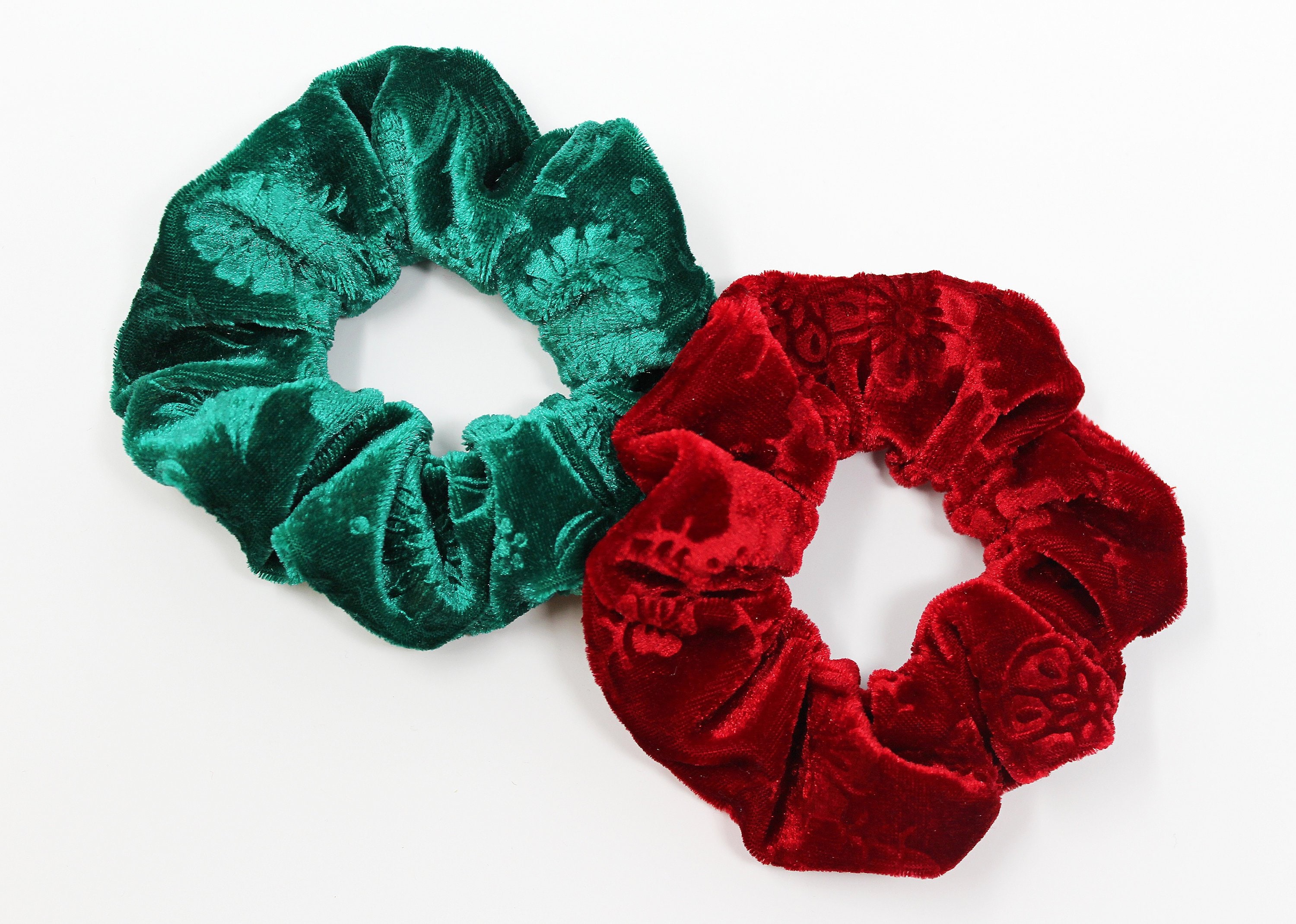 Christmas Velvet Hair Scrunchies, Holiday Scrunchies, Hair Scrunchy, Hair Tie, Red Scrunchie, Green Scrunchie, Holiday Gift, Christmas Gift